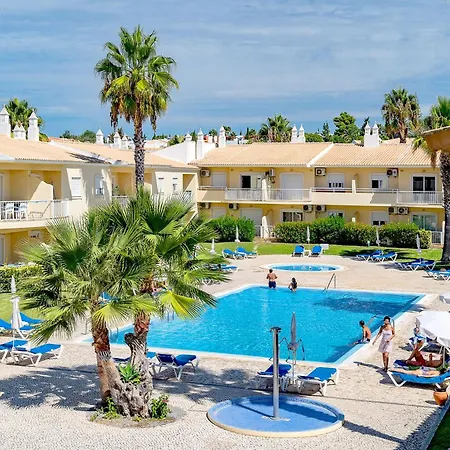 Lägenhet Palm Tree With Pool By Homing Albufeira